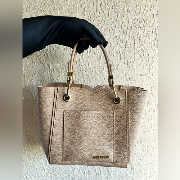 Steve Madden Handbags - Steve Madden Tote Bag EUC